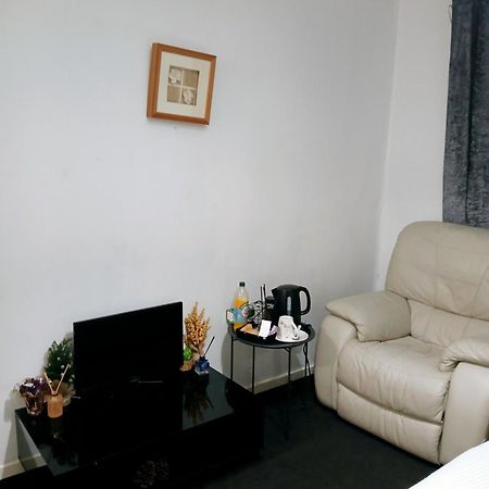 Cozy Private Room Glasgow Buitenkant foto